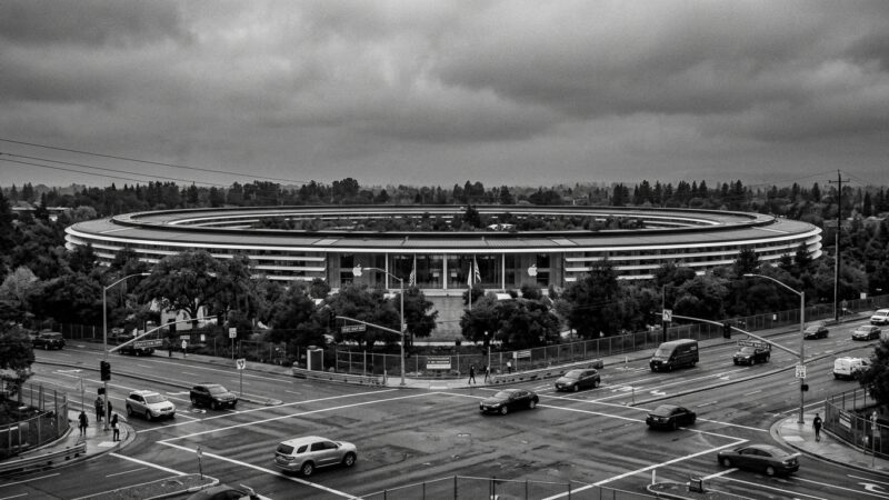 Apple Vs Openai Hq 1784002503571